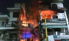 Най-малко 6 новородени са загинали при пожар в болница в Делхи (Видео)