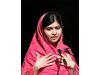 Малала Юсафзаи се връща в родния Пакистан, след като го напусна през 2012 г. 
