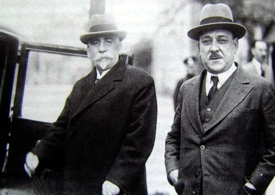 Андрей Ляпчев (вляво) с Атанас Буров