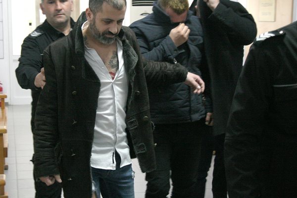 Делото срещу Димитър Донов, Николай Димитров и Алит Алит се гледа при закрити врати. Снимка: Евгени Цветков