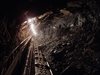 Срутване на мина в Китай блокира под земята 22 миньори