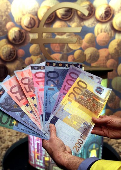 Планира се нов дизайн на евро банкнотите. СНИМКА: РОЙТЕРС