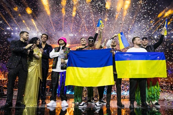 
“Калуш оркестра” спечелиха първото място на Евровизия.

СНИМКА: EBU/CORINNE CUMMING
