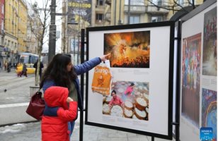 Фотоизложба показва традициите на Китайската нова година в София