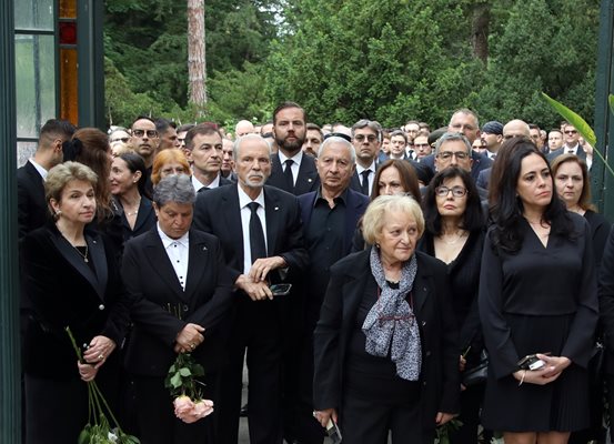 Meglena Plugchieva, Miglena Tacheva and Meglena Kuneva, Prof. Ognyan Gerdzhikov and former royal deputies were at the ritual.