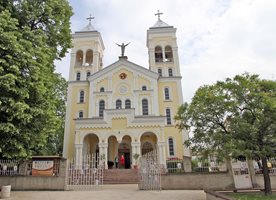 "Пресвето Сърце Исусово" е най-големият католически храм у нас.