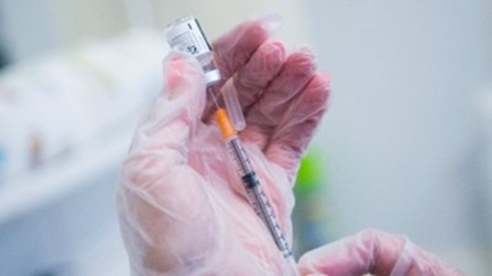 Нова ваксина срещу COVID препоръчана в ЕС