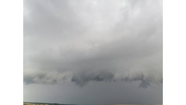 Tornado near Yambol, strong storm in Kalofer, floods in Gorna Oryahovitsa (Video, photos)