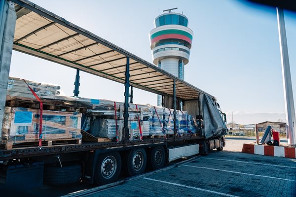 КАДЪР: Фейсбук/Летище София / Sofia Airport