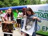 Деца и кметът на Пловдив бродиха в еколабиринт