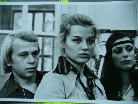 Кадър от филма "Адаптация", в който героинята на Аня Пенчева се казва Жечка.