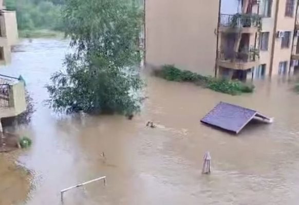 Стихията в Царево
Снимка: Архив