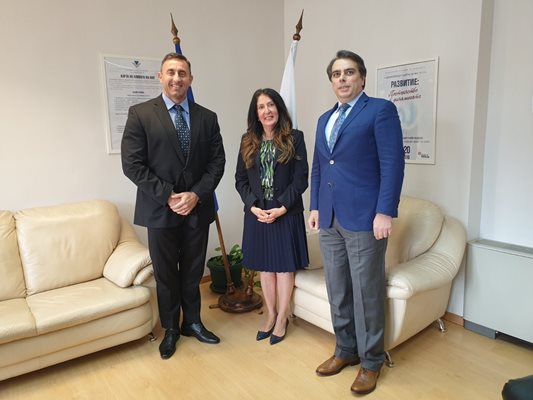 Посланикът на САЩ в България Н.Пр. Херо Мустафа посети Национална агенция за приходите в четвъртък. Снимка: НАП