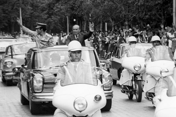 17 юни 1978 г. Муамар Кадафи гостува в България по покана на Тодор Живков