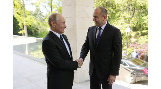Путин посреща Радев