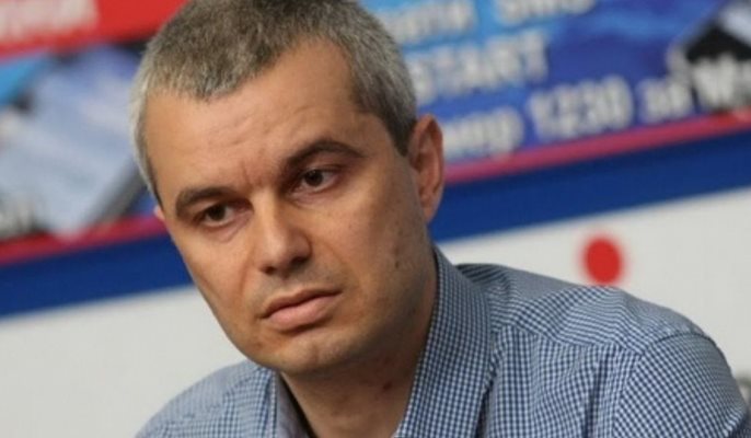 Лидерът на партия "Възраждане" Костадин Костадинов 