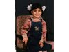 Вижте Преслава като малка, певицата -
носталгична по детството
