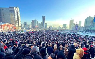 Монголия реши да не обявява извънредно положение заради протестите в Улан Батор (Видео)