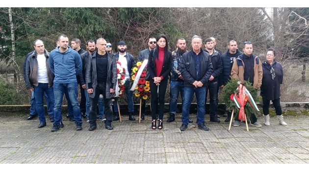 Семейството и колеги на Емил Шарков почетоха паметта му