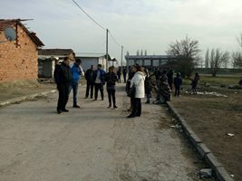 Връщането на ромите в махалата предизвика напрежение във Войводиново