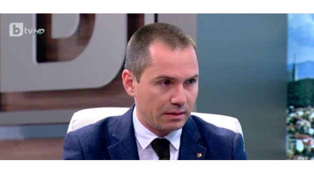 Джамбазки заяви, че пряката заплахата за България е поведението на Ердоган. Кадър: БиТиВи