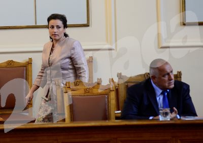 Десислава Танева е предложена за министър на земеделието от премиера Бойко Борисков. Тя бе на този пост и във второто правителството на Борисво, бе номинирана и в първото, но той предпочете друг да заеме поста тогава.