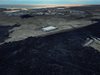Остава опасността от вулканично изригване в Исландия
