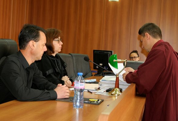 Прокурор Иван Спиров каза, че поддържа обвинението срещу Иванка за подбудителство.