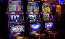 Предложението за забрана на рекламата на хазарт в онлайн медии е целенасочен удар в предизборна ситуация