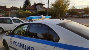 Окрадоха оградата на детската градина в Бяла черква