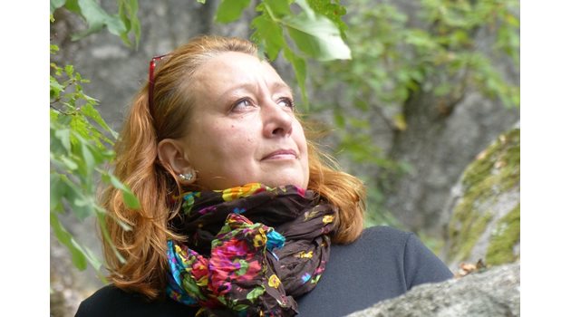 Журналистката от тв предаването "Преди обед" Ирена Григорова е автор на книгата "Прастари времена".