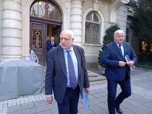 Министър Велислав Минеков и кметът Здравко Димитров се договориха да работят заедно Пловдив да има своя опера. 