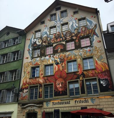 Рисуваните фасади в Стария град в Люцерн