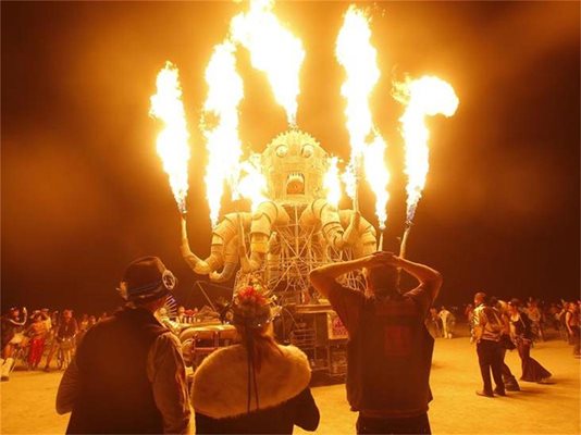 Burning Man &quot;запали&quot; Невада