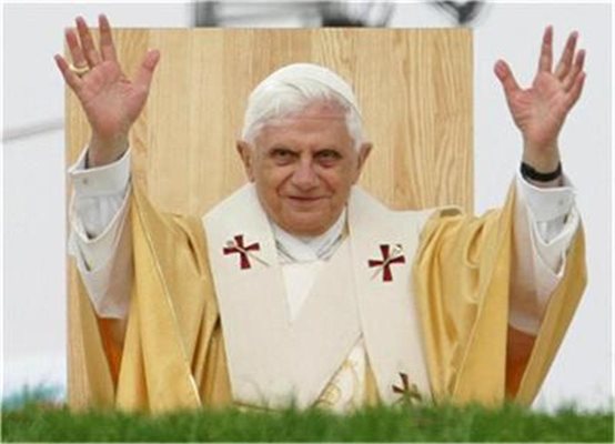 Папа Бенедикт XVI се оттегля на 28 февруари