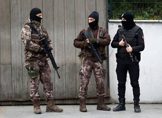 Осем терористи, които са планирали атентати, са били задържани от силите за сигурност в Турция. Снимка: Ройтерс, Архив