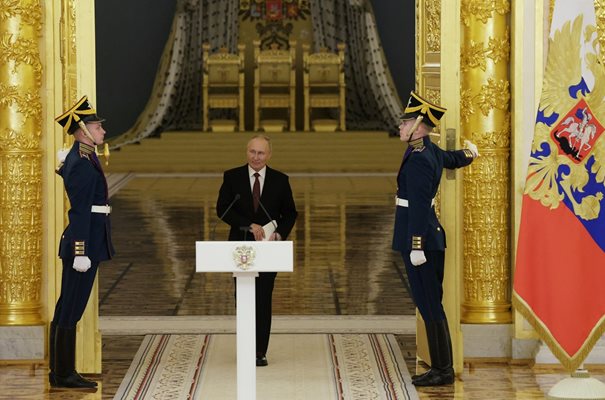 Путин недоволен от отношението към руснаците в Латвия, било като към свине