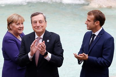 Лидерите на най-големите икономики в ЕС се събраха на среща на Г-20 в Рим през октомври.

 СНИМКА: РОЙТЕРС