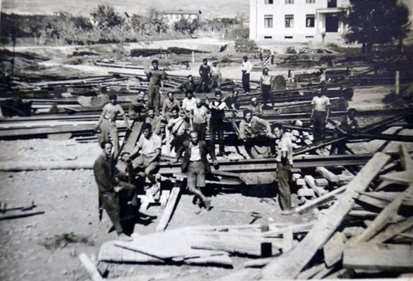 Строителството на флотационната фабрика през 1940 г.