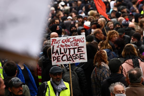 Стачка срещу пенсионната реформа във Франция СНИМКА: Ройтерс