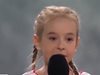 Малката Амелия, която изпя украинския химн в бомбоубежище, вече е в Полша