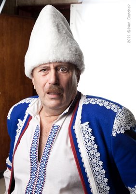 Милен Миланов в ролята на Григор в „Кръщене“ от К. Донев, постановка Камен Донев, 2011
