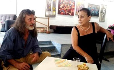 Красимир и Мария Слабакови в галерията си в Лозенец. СНИМКА: Елена Фотева