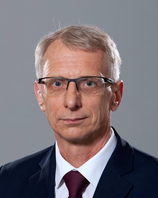 Министър Николай Денков.