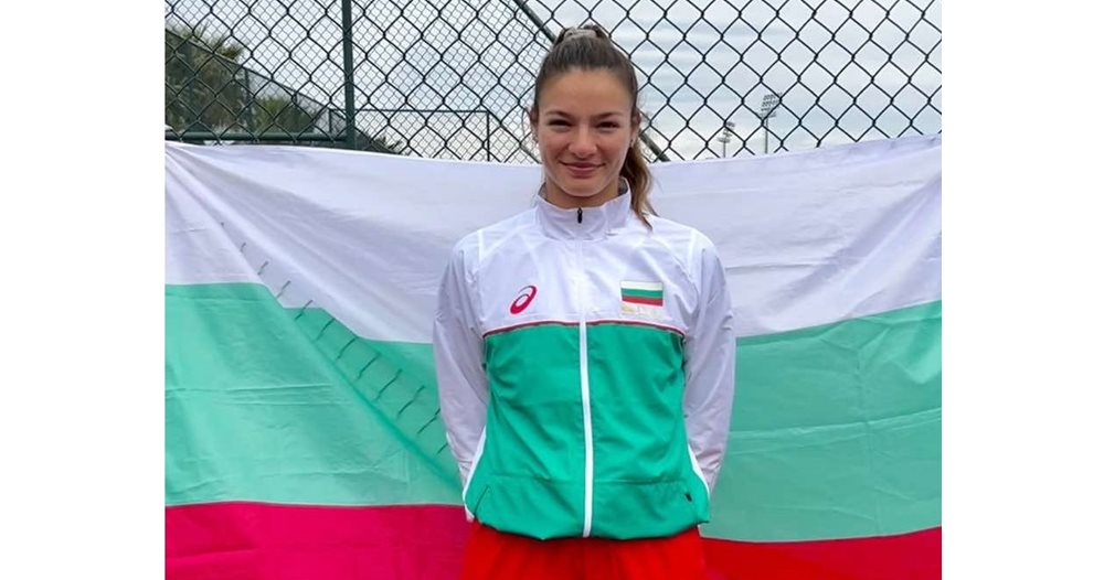 Nok en seier for Karatancheva, Bulgaria går forbi Danmark i tennis-verdensmesterskapet