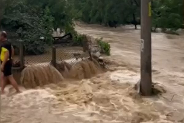 Потопът в карловското село Богдан.