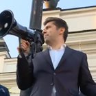 Премиерът Кирил Петков говори пред протестиращите. Кадър Фейсбук