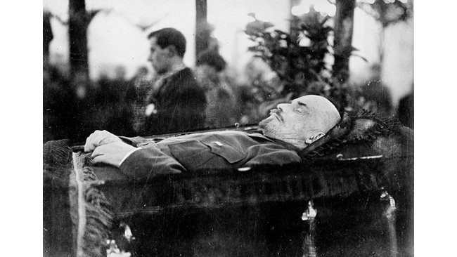 “168 Hours”: What exactly was Lenin sick of?