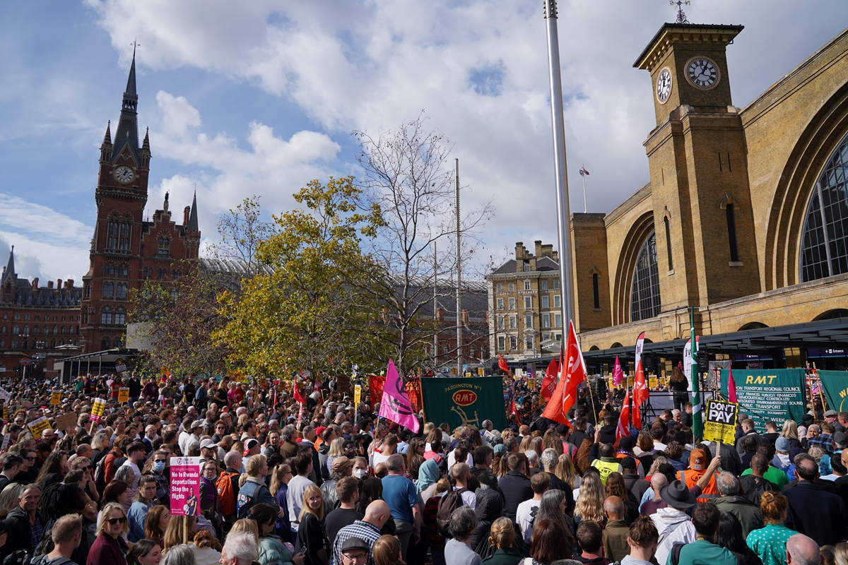 Протести във Великобритания заради повишаването на цените на енергията