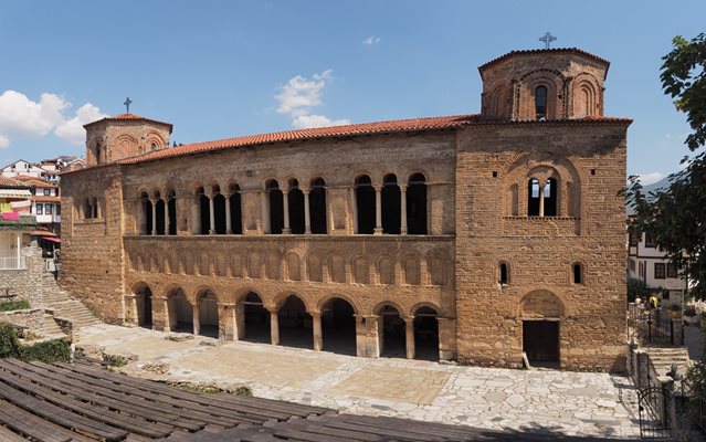 Църквата "Света София" е катедрала на историческата българска Охридска архиепископия
